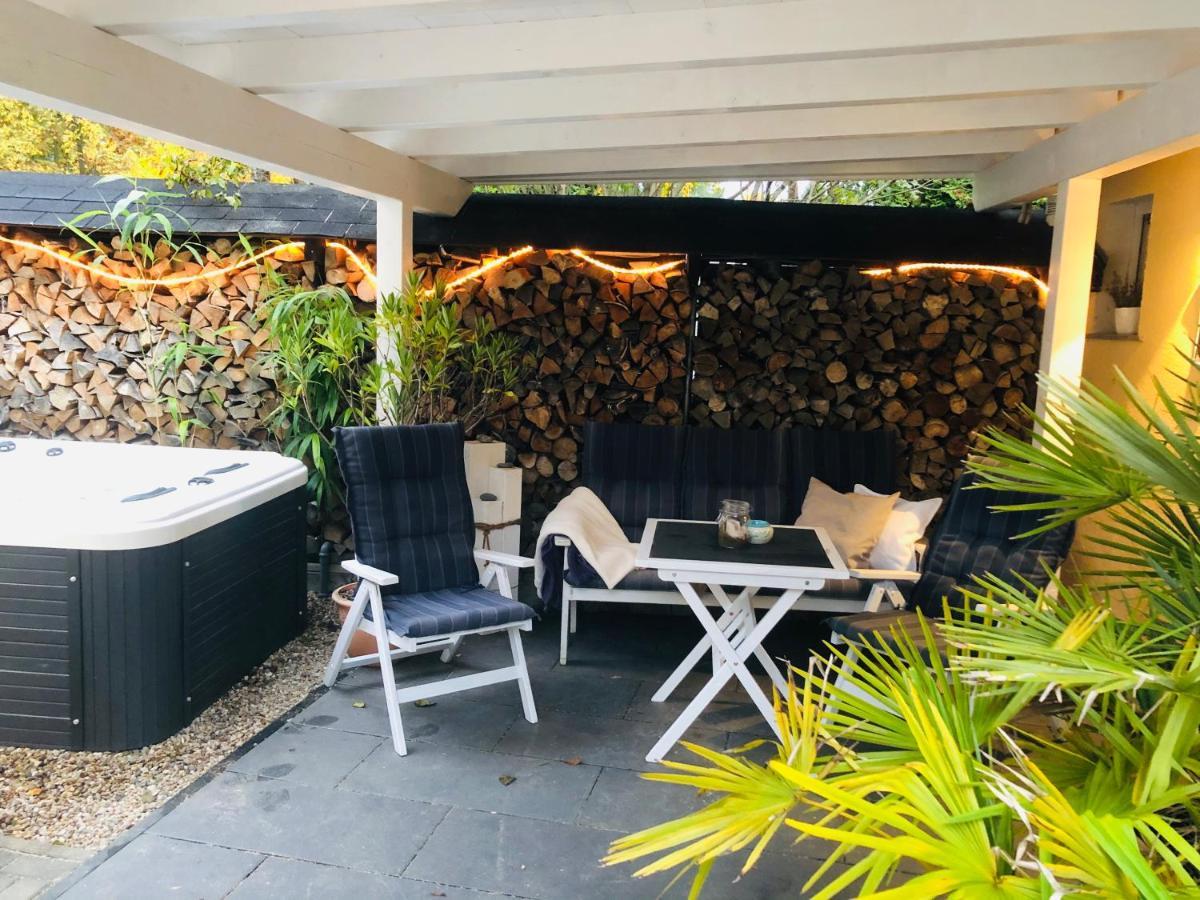 Apartment Tinyhouse Mit Pool, Outdoor Whirlpool Und Garten Petershagen-Eggersdorf Ngoại thất bức ảnh